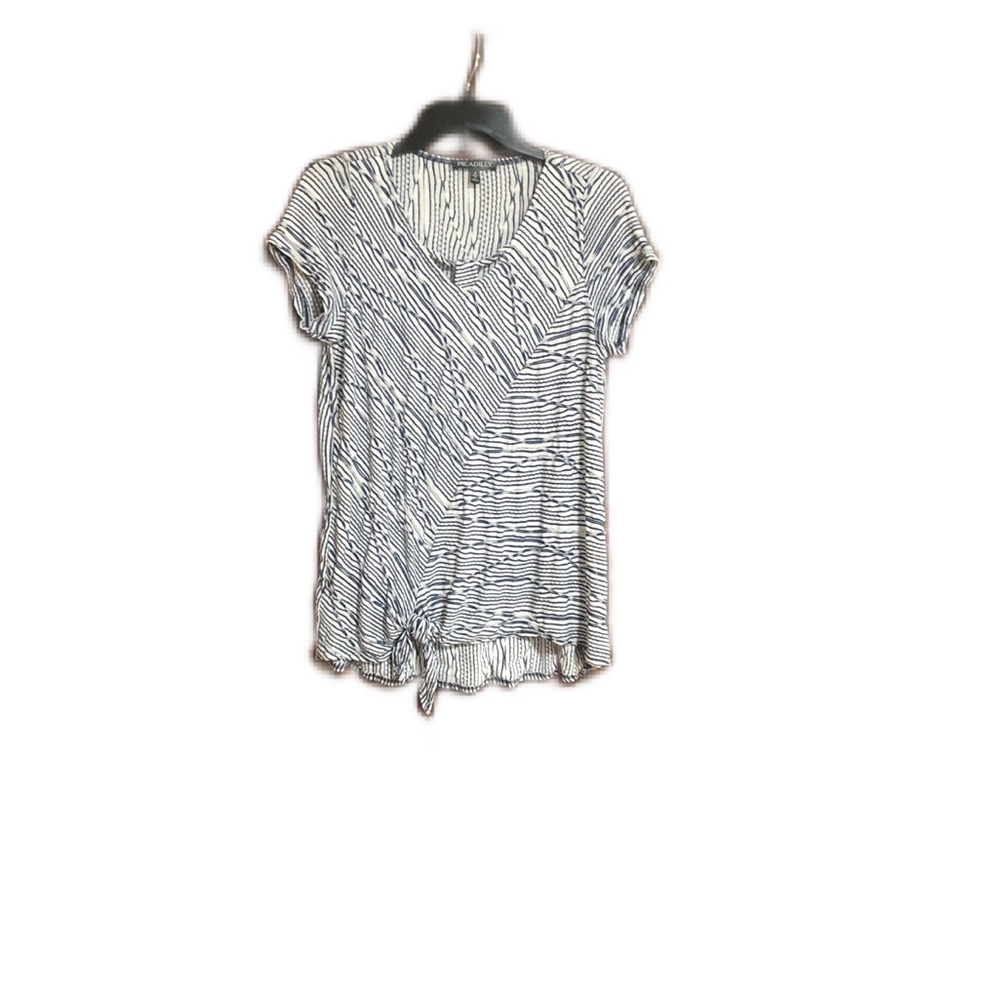Piccadilly women’s short sleeve, tie front, V-neck relaxed top. Size S/M.